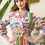 da715d38-3958-4b0a-8ea1-7ccb2667147f1707997830639SASSAFRASFloralPrintA-LineDress2